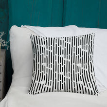 Load image into Gallery viewer, LINEAR Premium Pillow