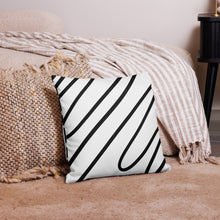 Load image into Gallery viewer, LINEAR Premium Pillow