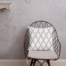 Load image into Gallery viewer, CHEVERNY Premium Pillow