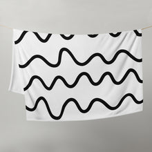 Load image into Gallery viewer, MANHATTAN Throw Blanket