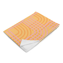 Load image into Gallery viewer, TURLINGEN Throw Blanket