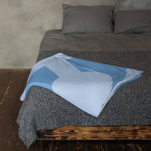 Load image into Gallery viewer, CIRCUMFERENCE Throw