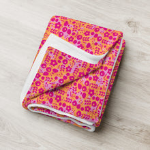 Load image into Gallery viewer, FLORENCE Throw Blanket