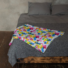 Load image into Gallery viewer, MODERN COLOR Throw Blanket