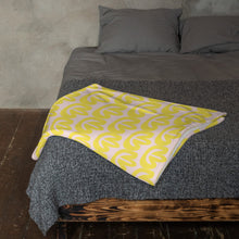 Load image into Gallery viewer, MODERN PINK AND GOLD FLORAL Throw Blanket