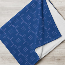 Load image into Gallery viewer, ROYAL Throw Blanket