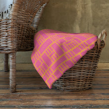 Load image into Gallery viewer, ARIA Throw Blanket
