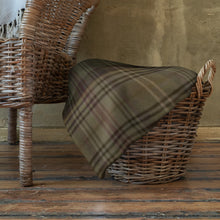 Load image into Gallery viewer, ROYAL TOAST TARTAN PLAID Throw