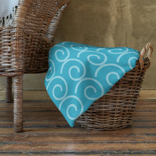 Load image into Gallery viewer, WAVES Throw Blanket