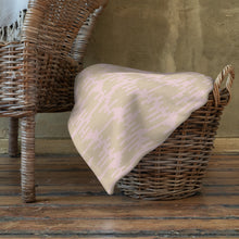 Load image into Gallery viewer, ARIA Throw Blanket