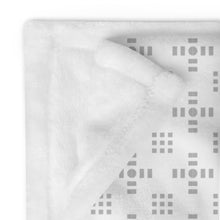 Load image into Gallery viewer, ALABASTER Throw Blanket