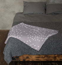 Load image into Gallery viewer, BRILLIANT Throw Blanket