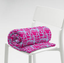 Load image into Gallery viewer, AVIGNON Throw Blanket