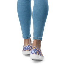 Load image into Gallery viewer, URBAN Women’s slip-on canvas shoes