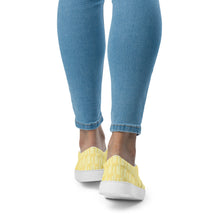 Load image into Gallery viewer, VOLUME Women’s slip-on canvas shoes