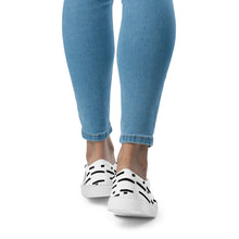 Load image into Gallery viewer, ART Women’s slip-on canvas shoes