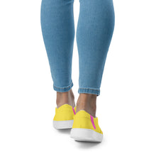 Load image into Gallery viewer, Women’s slip-on canvas shoes