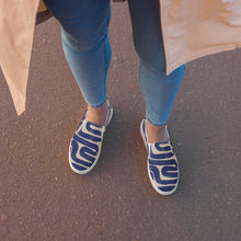 Load image into Gallery viewer, MONTEREAU Women’s slip-on canvas shoes