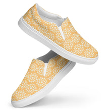 Load image into Gallery viewer, TUSCAN Women’s slip-on canvas shoes