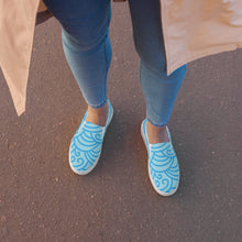 Load image into Gallery viewer, OCEAN BLUE Women’s slip-on canvas shoes