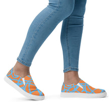 Load image into Gallery viewer, ART Women’s slip-on canvas shoes