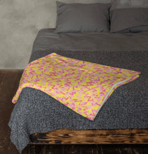 Load image into Gallery viewer, GINGER Throw Blanket
