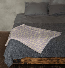 Load image into Gallery viewer, HIGHGATE Throw Blanket
