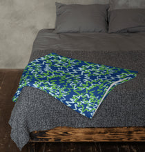Load image into Gallery viewer, TEQUILA &amp; LIME Modern Throw Blanket
