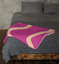 Load image into Gallery viewer, ON THE HORIZON Throw Blanket
