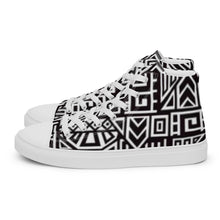 Load image into Gallery viewer, TREND Men’s high top canvas shoes
