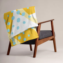 Load image into Gallery viewer, FLEUR Throw Blanket
