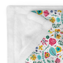 Load image into Gallery viewer, FLOWER GARDEN Throw Blanket
