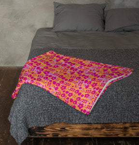 FLORENCE Throw Blanket