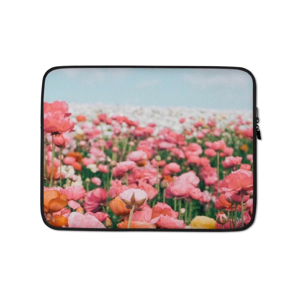 FIELD OF FLOWERS Laptop Sleeve