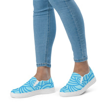 Load image into Gallery viewer, OCEAN BLUE Women’s slip-on canvas shoes
