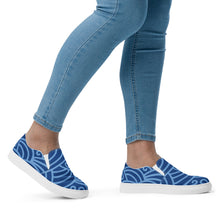 Load image into Gallery viewer, OCEAN ROYAL Women’s slip-on canvas shoes
